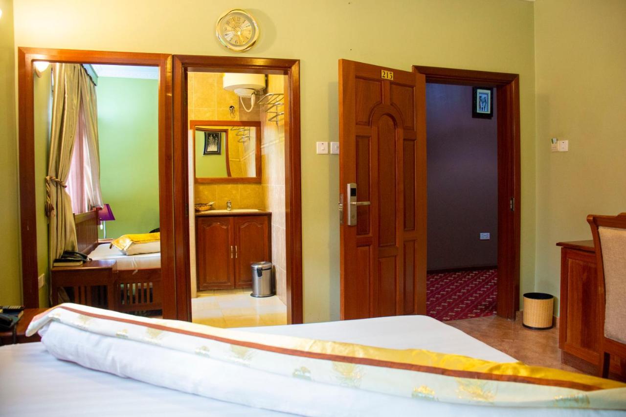 Lush Garden Business Hotel Arusha Ngoại thất bức ảnh