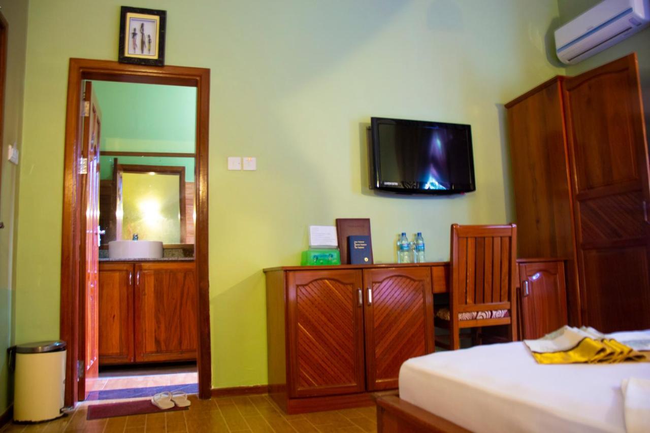 Lush Garden Business Hotel Arusha Ngoại thất bức ảnh