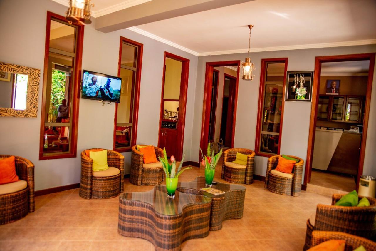 Lush Garden Business Hotel Arusha Ngoại thất bức ảnh